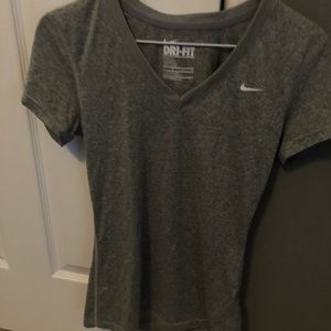 Women’s Nike v-neck shirt